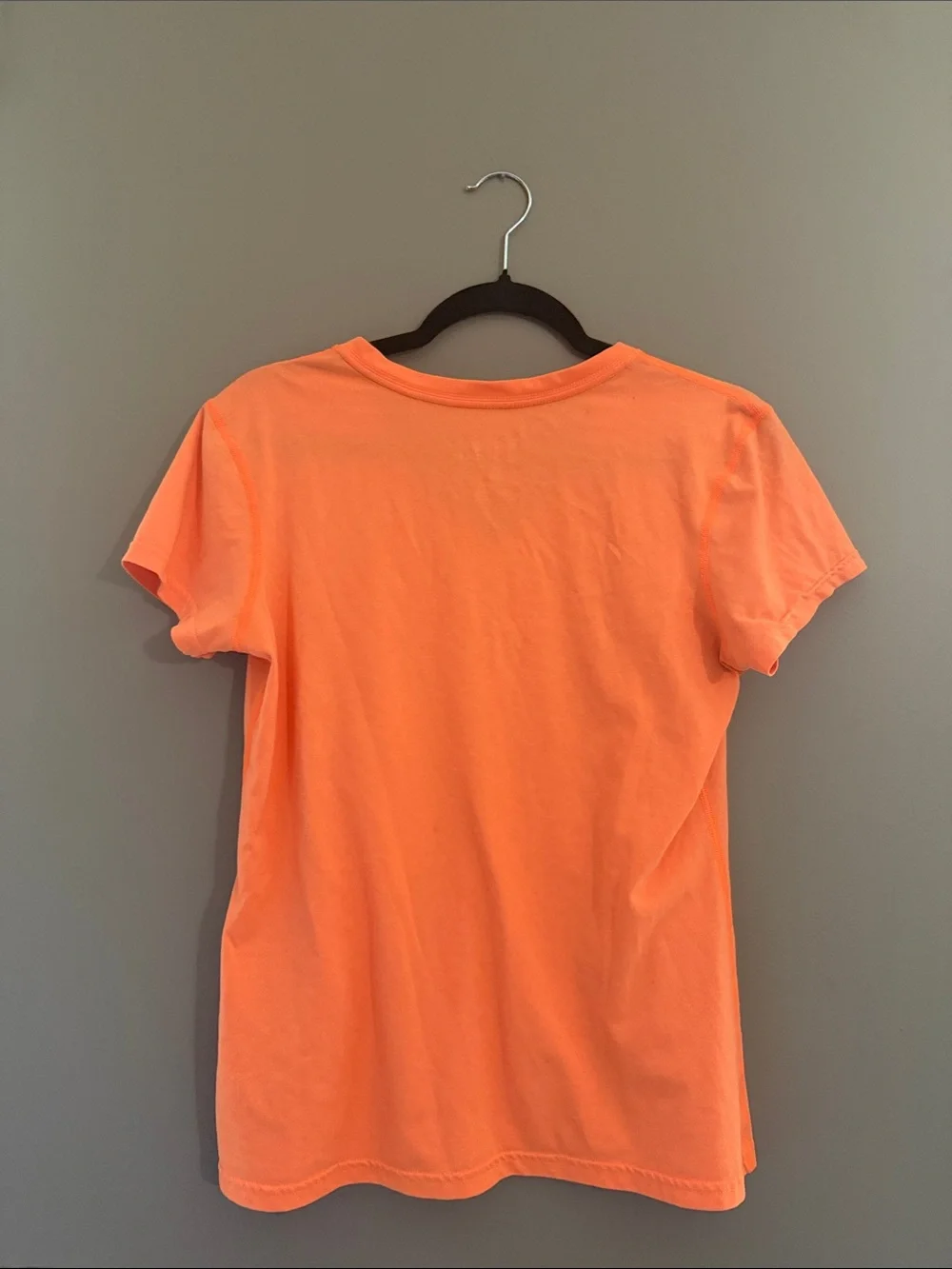 Nike orange size medium workout t-shirt